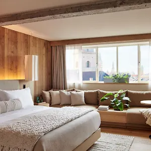 Hotel 1
