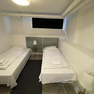 3* ホテル M18